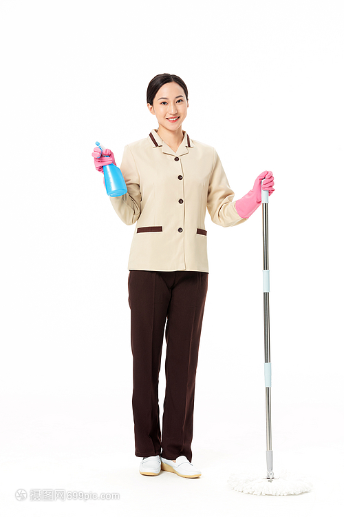 家政服務(wù)中的女性清潔玻璃 專業(yè)與溫情并存